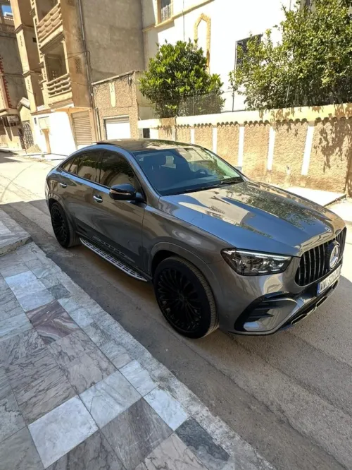 Mercedes Gle 300d 2023 Kit63 black