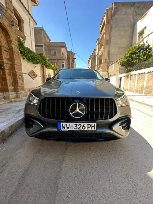 Mercedes Gle 300d 2023 Kit63 black