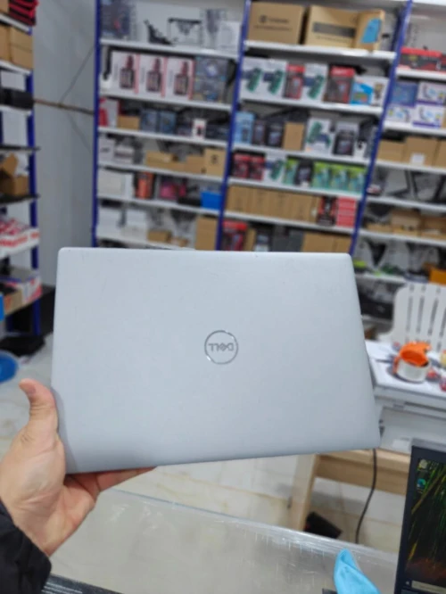 LAPTOP DELL LATITUDE 5410 I7 10610U 8GB 256SSD 14'' FHD
