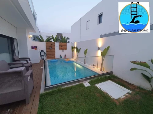 LES PISCINES  مسابح منزلية