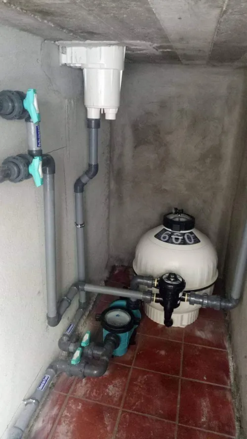 RÉALISATION DES PISCINES انشاء مسابح