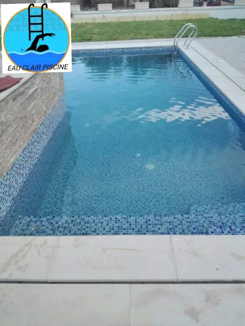 LES PISCINES  مسابح منزلية