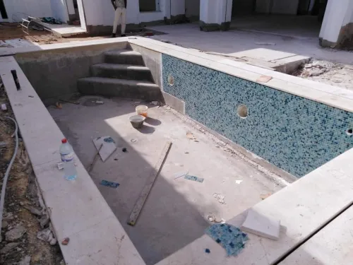 CONSTRUCTION DES PISCINES