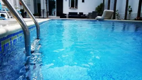 CONSTRUCTION DES PISCINES