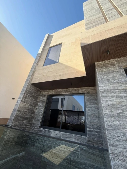 CONSTRUCTION DES VILLAS AVEC PISCINE