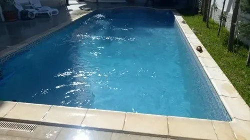 CONCEPTION ET CONSTRUCTION LES PISCINES