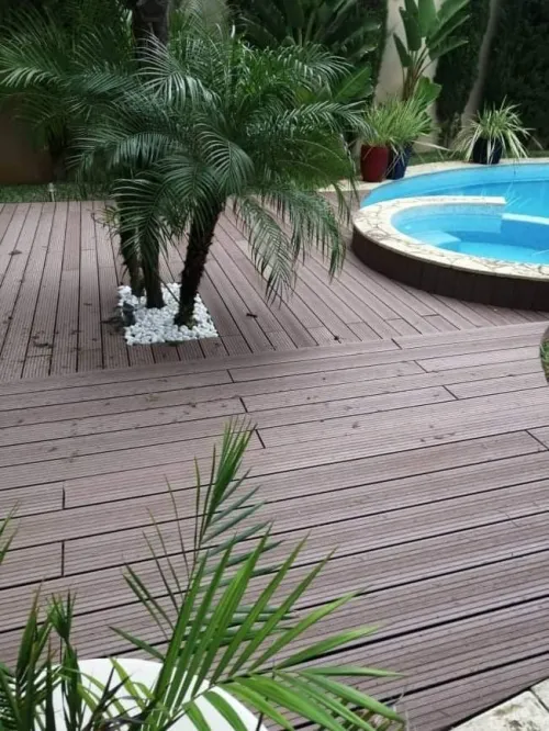 CONCEPTION ET CONSTRUCTION LES PISCINES