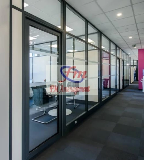Menuiserie aluminium TPR. Strugal, HPS, Méta 50, Cloison Amovible et verre Trempé