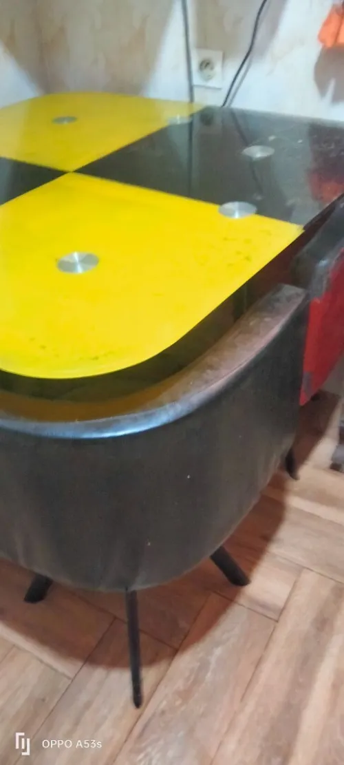 Table en verre 