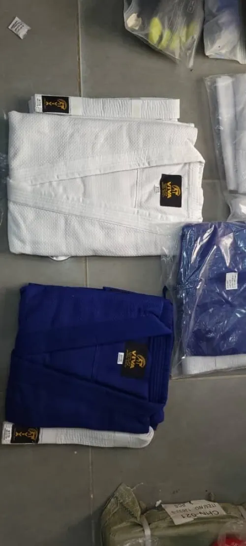 Kimono Judo super qualité importation   Kyn ga3 les tailles seghar w kbar