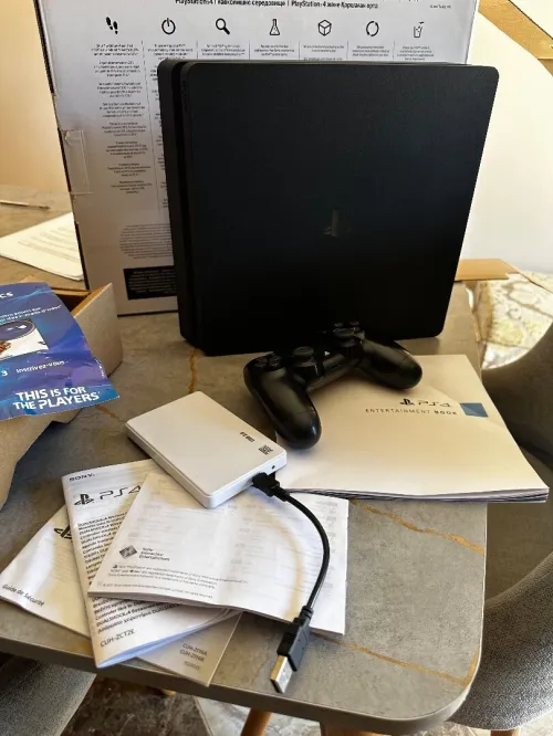 PS4 slim