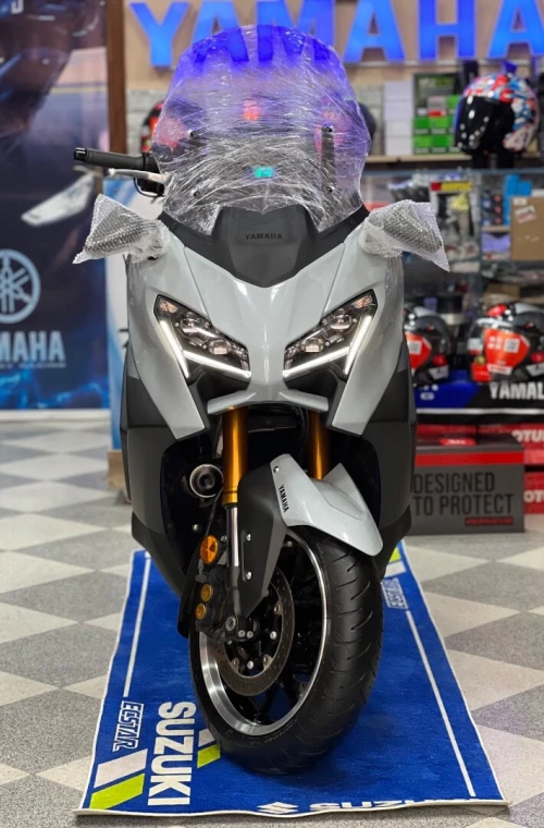 Yamaha Tmax 563 2025
