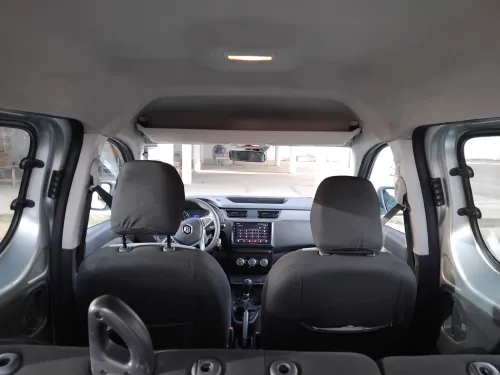 Renault New express 2023 authentic