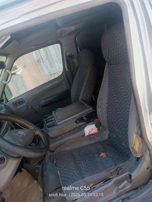 Nissan Urvan 2005