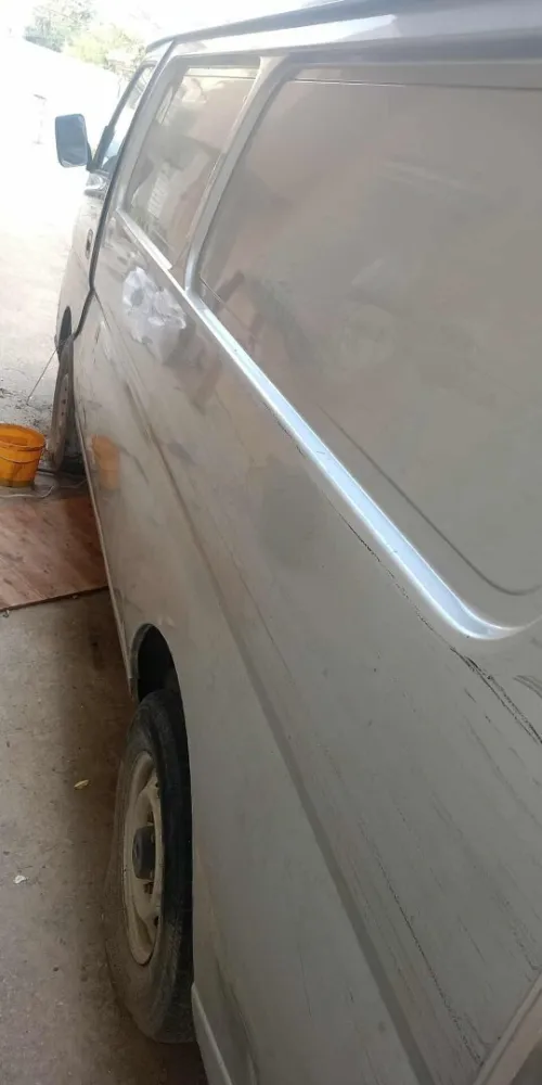 Nissan Urvan 2005