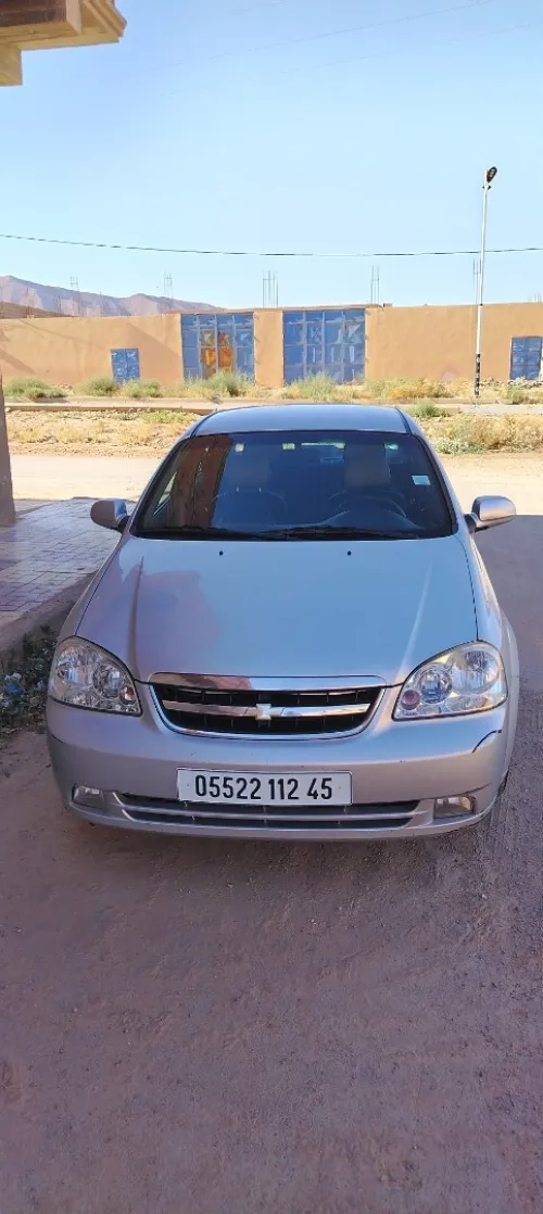 Chevrolet Optra 4 portes 2012 Optra 4 portes