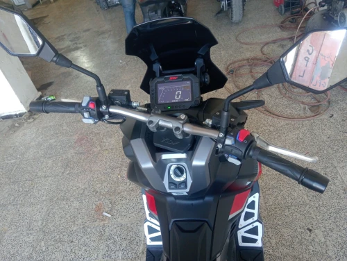 X Dv 200 2025
