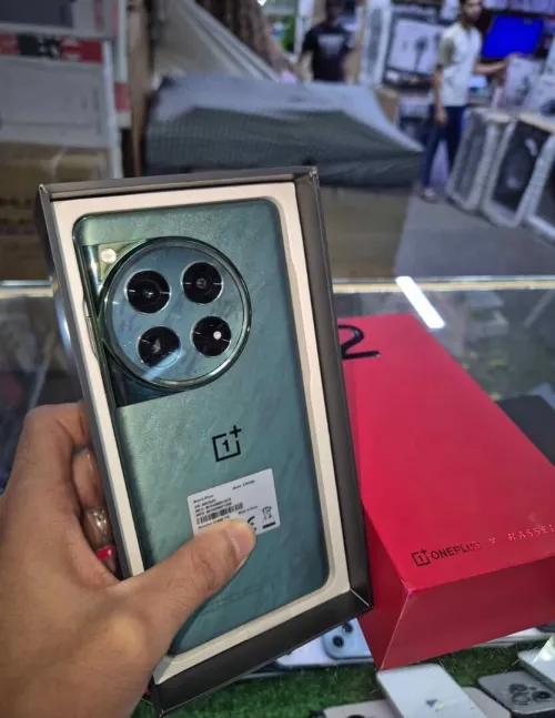 One Plus 12 16/512