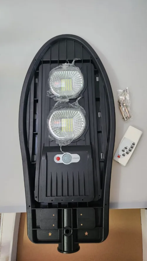Projecteur Solaire 100W LED (Série Pro 2026) - مصباح طاقة شمسية 100 واط قوة إضاءة مضاعفة