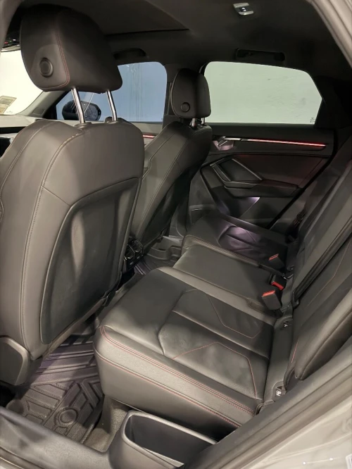 Audi Q3 2022 Q3
