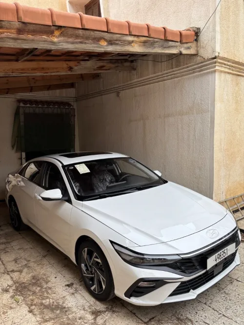 Hyundai Elantra 2025 Toute option