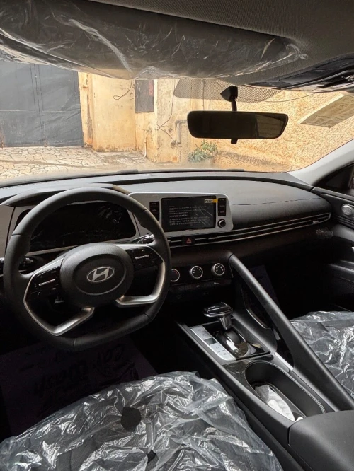 Hyundai Elantra 2025 Toute option