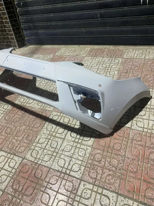 Parchok arriere ibiza fiha record sghir wa parchok avant jdid wa mapntr bon etat
