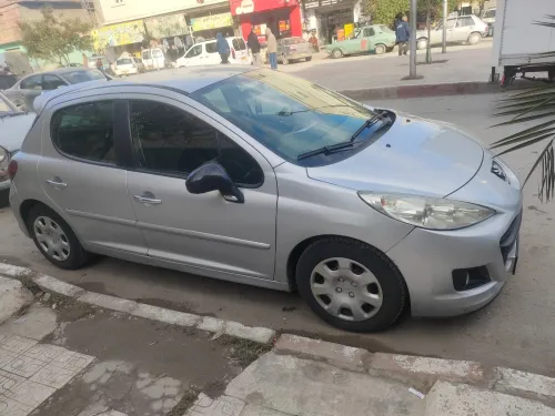 Peugeot 207 2011 