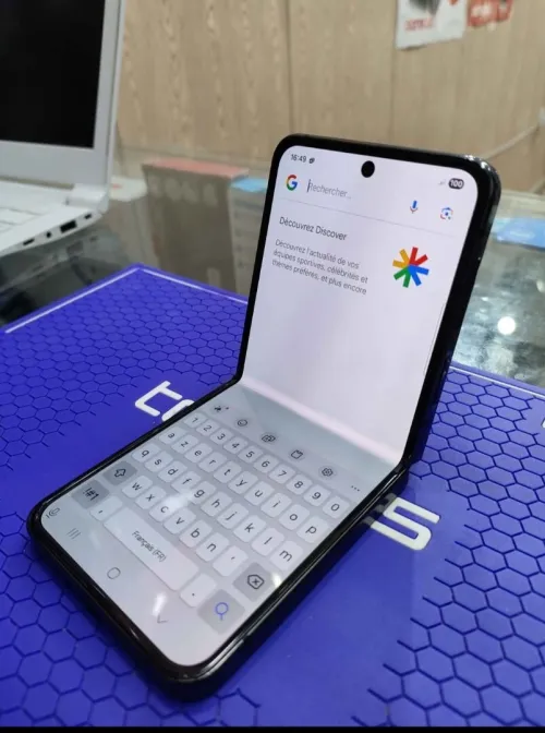 Samsung z flip 4 Z flip 4