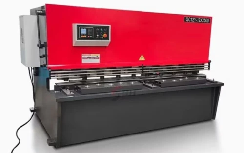 Machine Guillotine Numérique de découpe d'acier