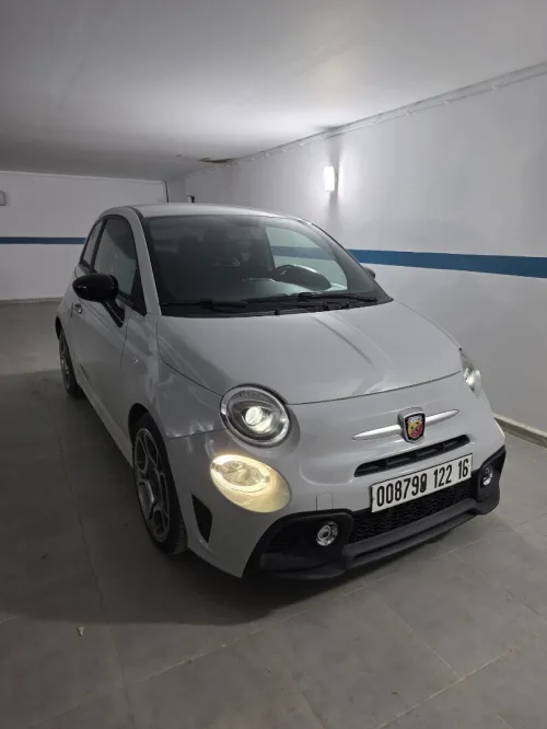 Fiat 500 2022 Abarth
