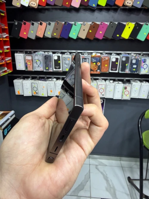 Samsung Galaxy s24 ultra 12/256 double puce Très bon état UK CE