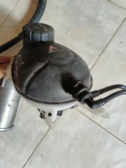 Mercedes Benz 2019 654 Bouteille D'eau NEUF D'origine