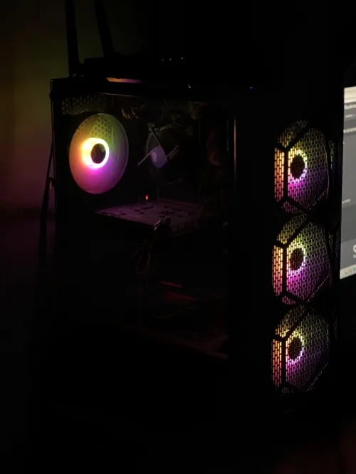 PC gamer avec clavier et souris