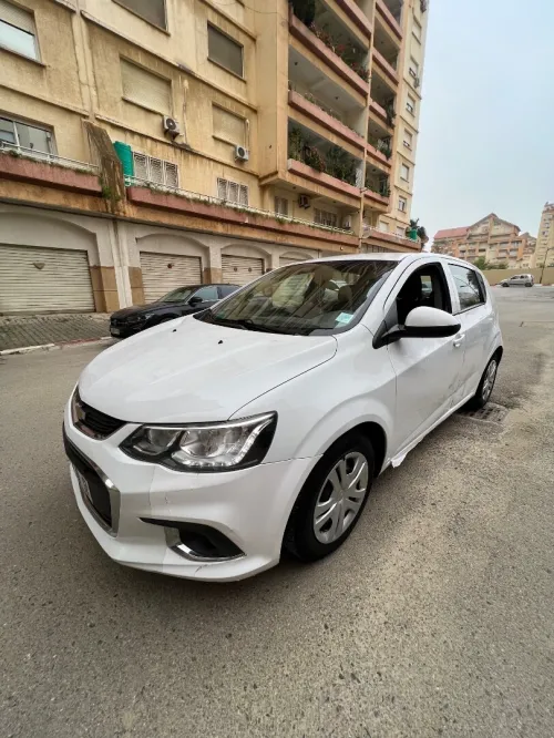 Chevrolet Sonic Hatchback 2017 LT