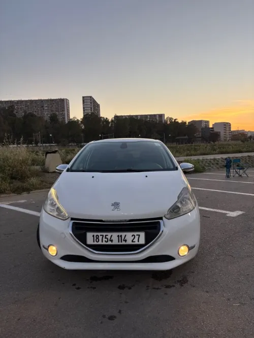 Peugeot 208 2014 Allure