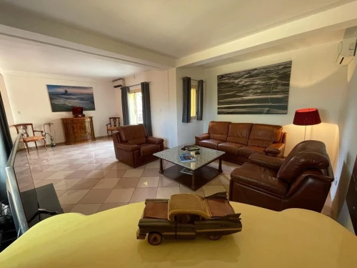 Location vacances Villa Alger Ain benian