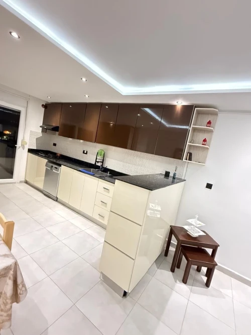 Location vacances Appartement F4 Alger El achour