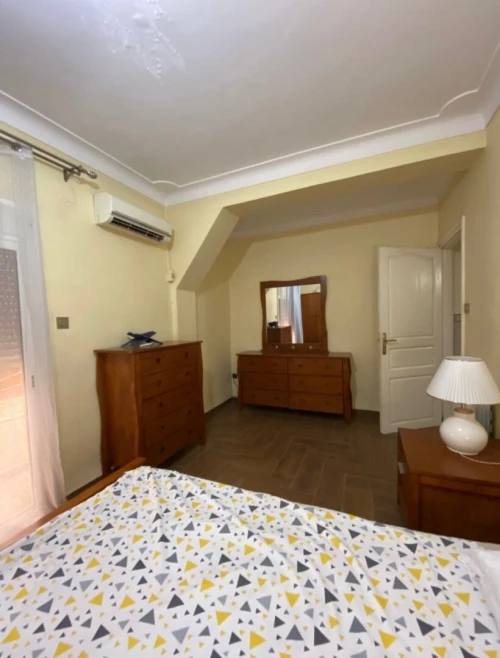Location vacances Appartement F3 Alger Hydra