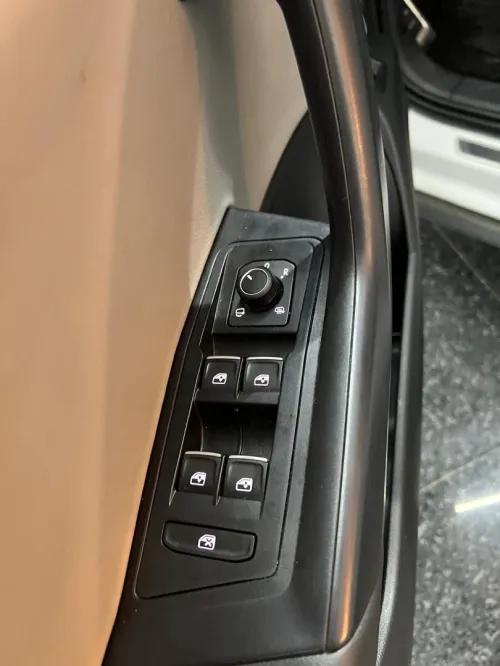 Volkswagen T-Roc 2025 R- Line Edition 