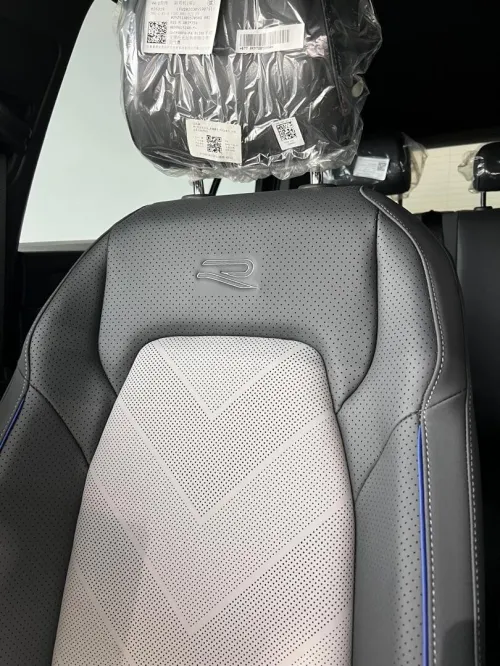 Volkswagen Golf 8 2026 R Black Edition 