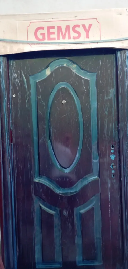 Porte extérieure 