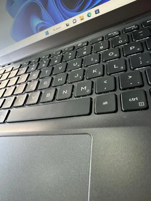 Dell 5300 i5 8 eme 8GB/16GB RAM 256SSD ECRAN 13,3 FHD IPS TACTILE X360