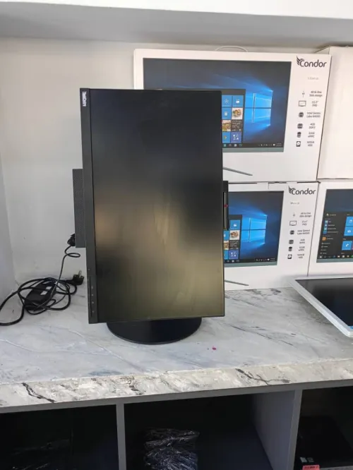 Lenovo All In One Tio24 Gen3 i5 6 generation