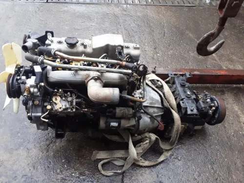 MOTEUR AVEC BOITE