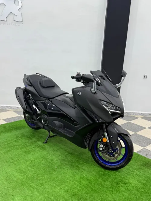 Yamaha Tmax 563 2025