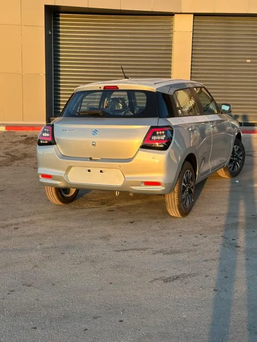 Suzuki Swift 2025 glx