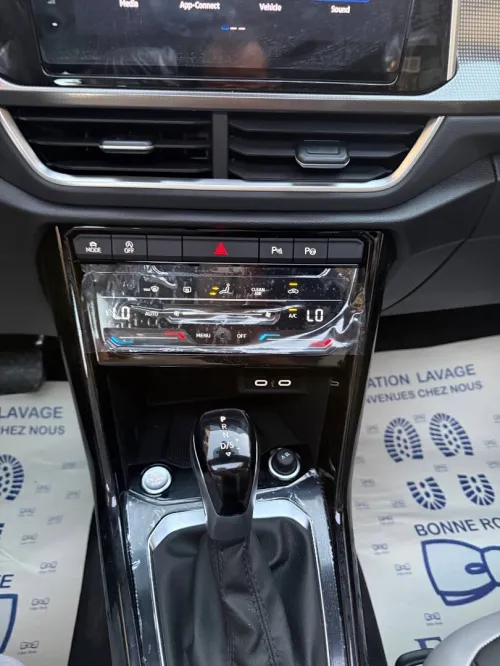 Volkswagen T-Roc 2026 Black magic