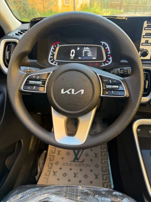 Kia Sonet  2025 Coréen full options