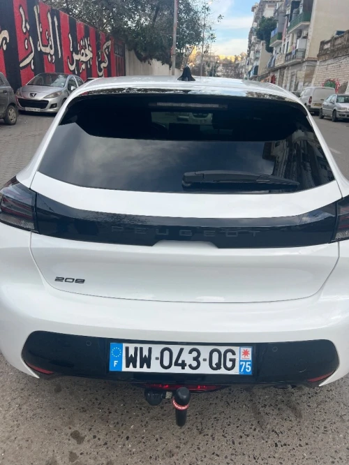 Peugeot 208 2024 Allure Pack